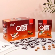 利强Q嚼奶糖